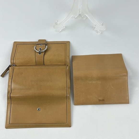 Coach Soho Nude Tan Large Leather Trifold Wallet Silver Buckle w/Checkbook Cover - Picture 7 of 13